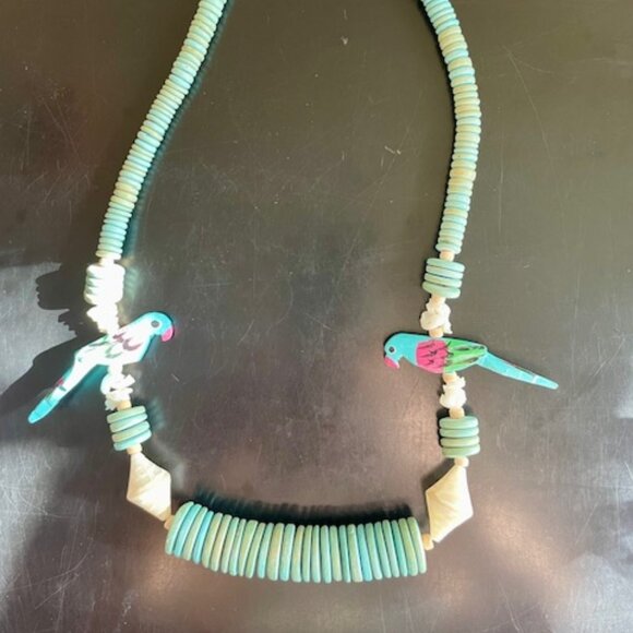 Jewelry - Vintage Parrot & Shell Necklace1980s